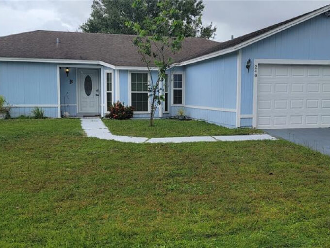 240 CANTERBURY COURT, Kissimmee, FL, 34758